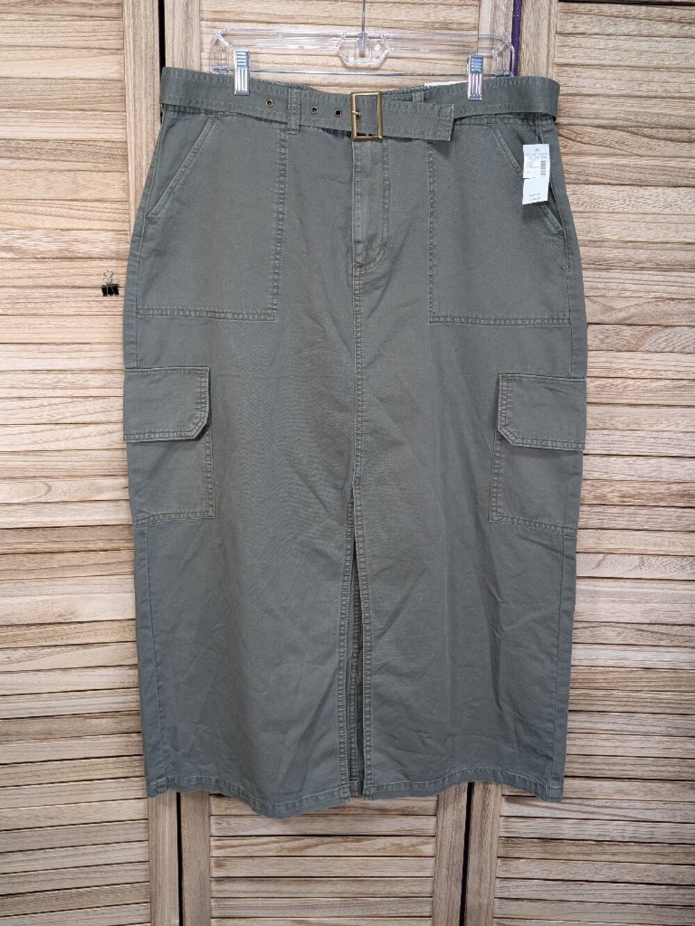 Maurices Olive Cargo Skirt with Utility Belt Size 16 NWT